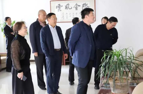 东戴河新区管委会专职副主任刘铸等领导到9778818威尼斯走访慰问